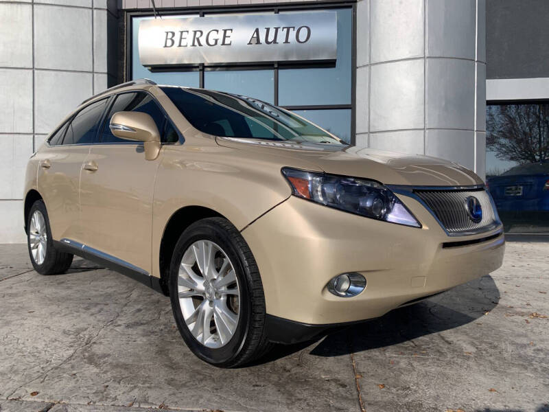 Lexus RX's photo