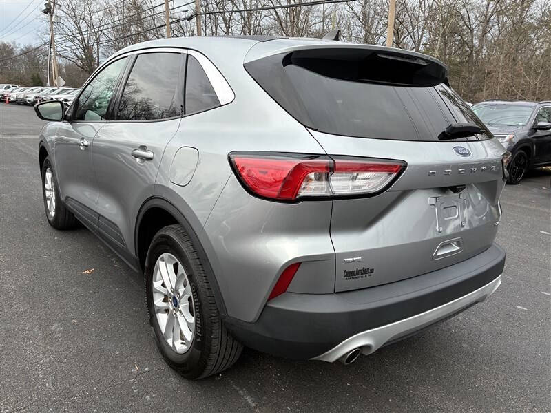 2022 Ford Escape SE