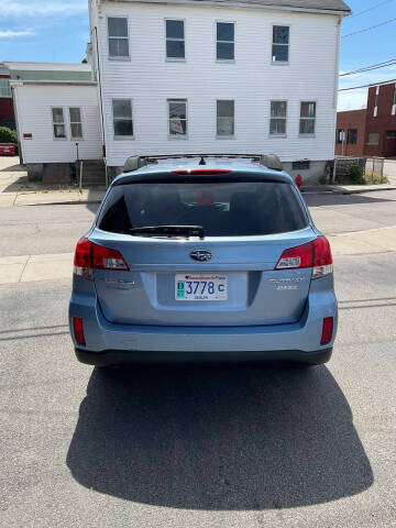 2011 Subaru Outback 2.5i Limited