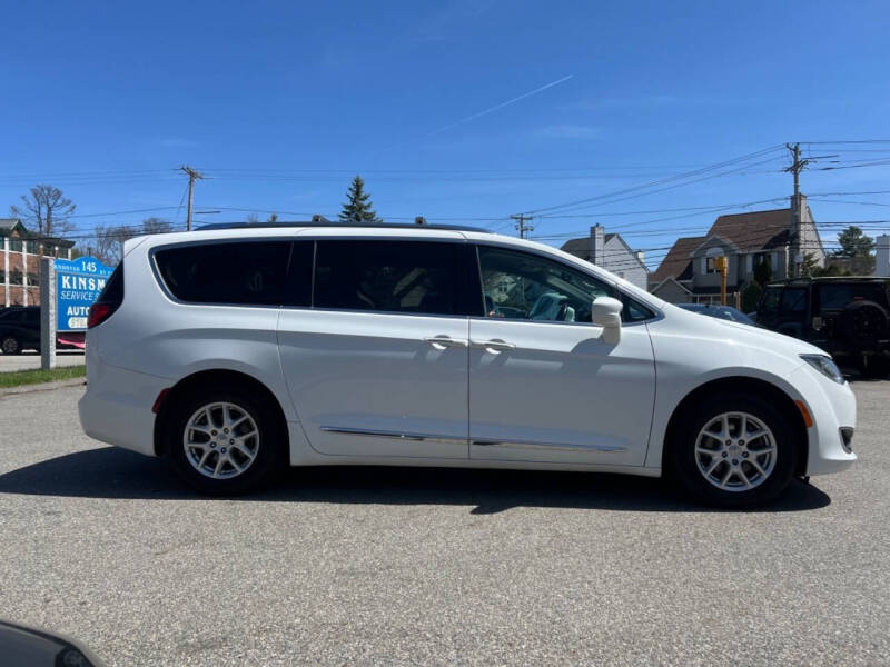2020 Chrysler Pacifica Touring L