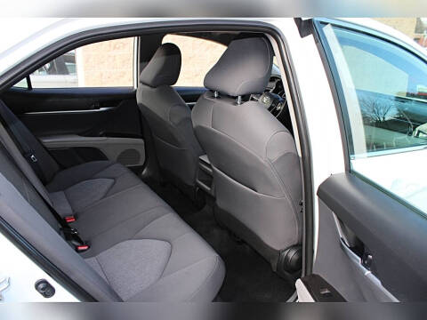 2023 Toyota Camry Hybrid LE