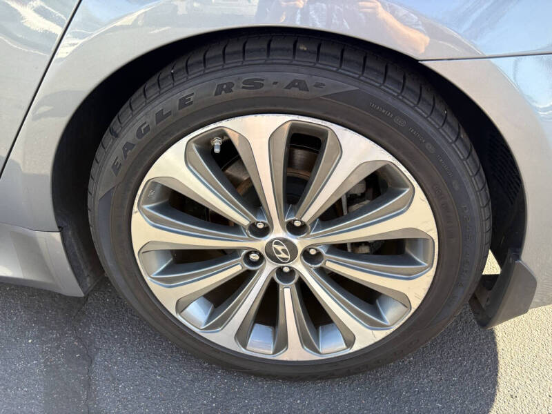 2014 Hyundai Genesis 5.0L R-Spec