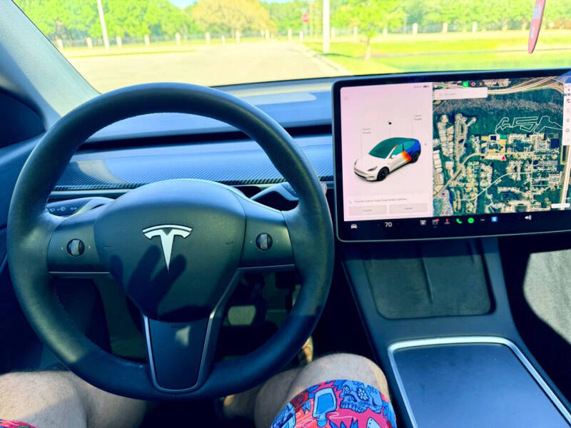 2021 Tesla Model Y Long Range - Photo 14