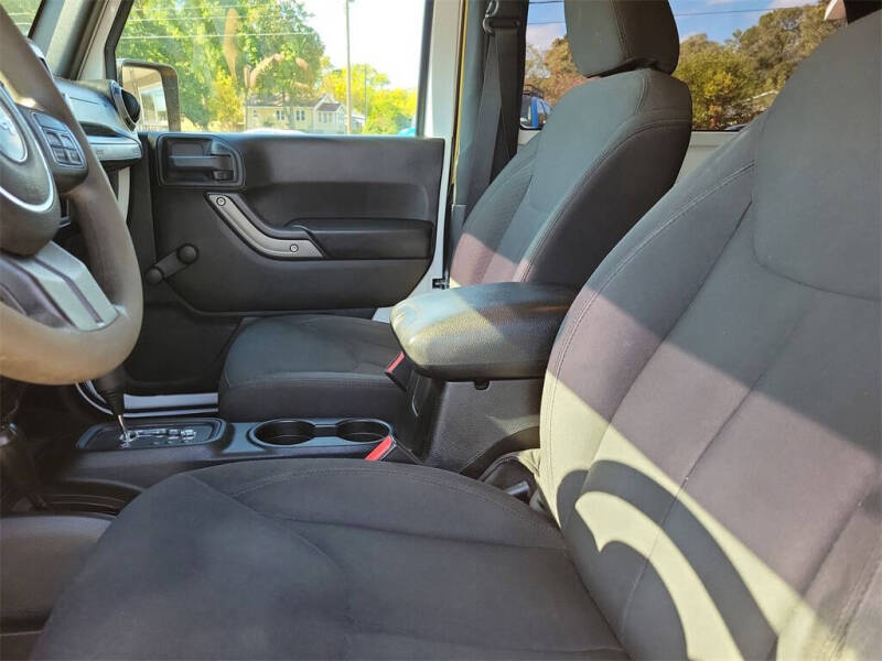 2016 Jeep Wrangler Sport