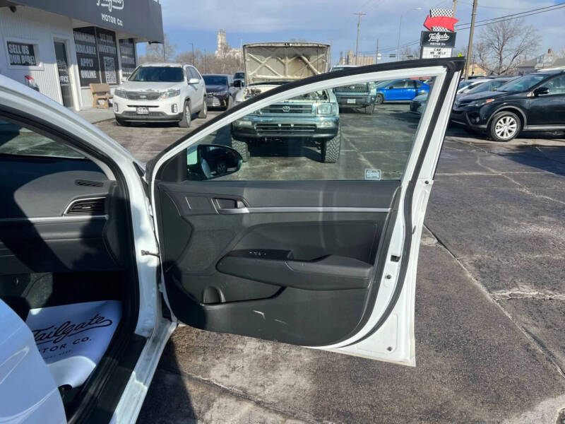 2019 Hyundai Elantra