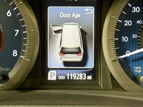 2018 Toyota Sienna XLE 8-Passenger