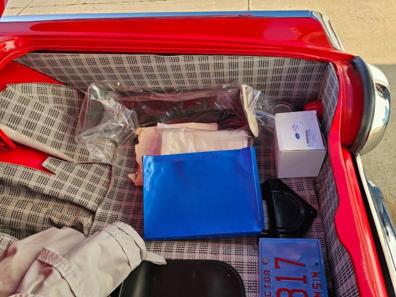 1961 Ford Thunderbird