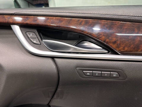 2017 Cadillac XTS Premium Luxury