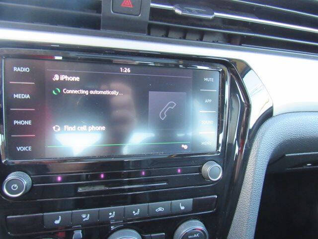 2020 Volkswagen Passat SE