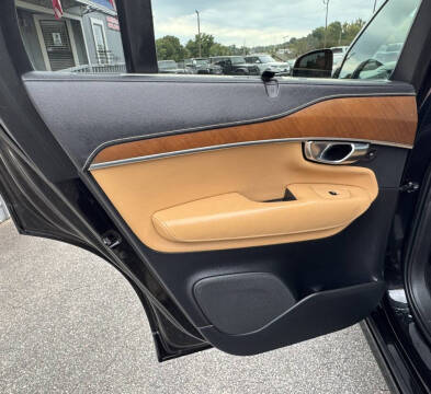 2018 Volvo XC90 T6 Inscription