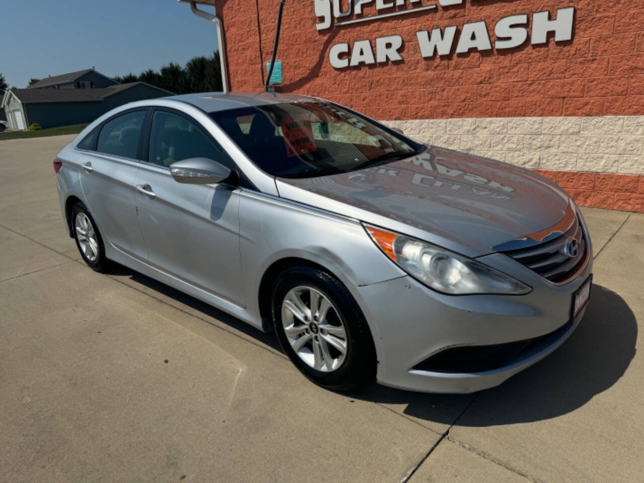 2014 Hyundai SONATA for sale at Illinois Auto Wholesalers in Tolono, IL