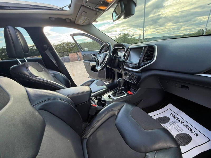 2018 Jeep Cherokee Latitude Plus