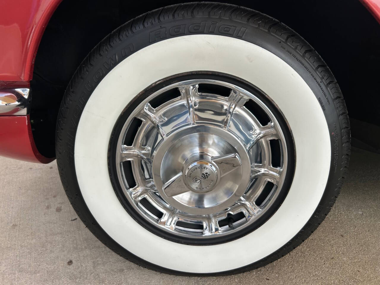 1962 Chevrolet Corvette 24