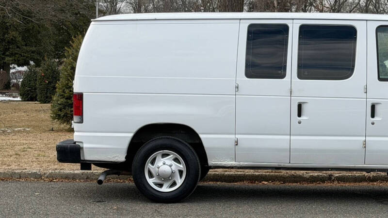 2011 Ford E-Series E-150