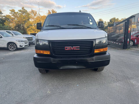2019 GMC Savana 2500