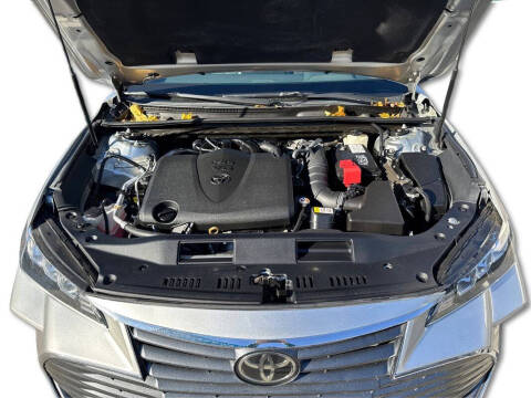 2022 Toyota Avalon XLE