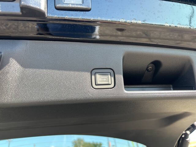 2026 Chevrolet Equinox EV LT 2