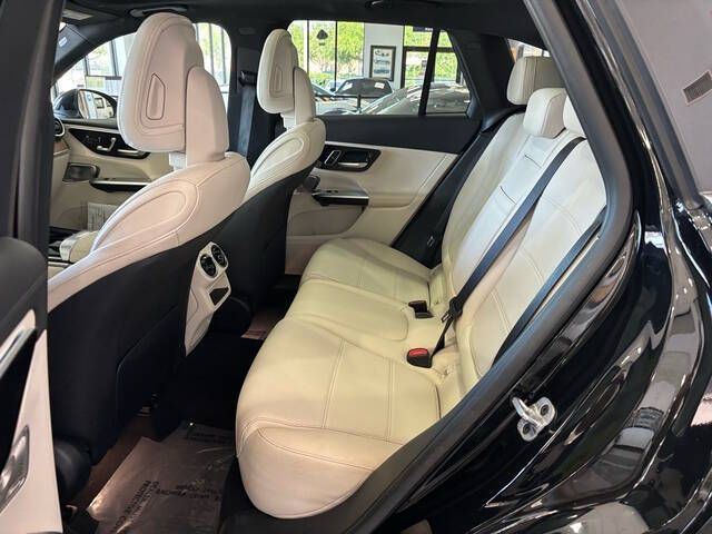 2024 Mercedes-Benz GLC 6