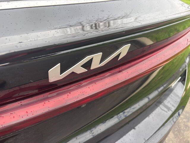 2023 Kia K5