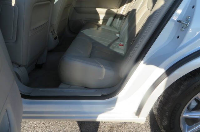 2010 Cadillac DTS Luxury Collection