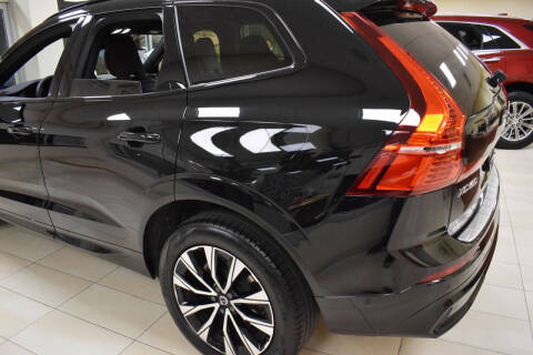 2024 Volvo XC60 B5 Plus Dark Theme
