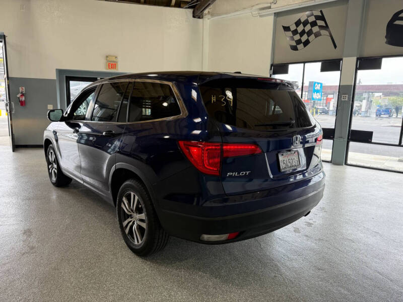 2017 Honda Pilot EX w/Honda Sensing