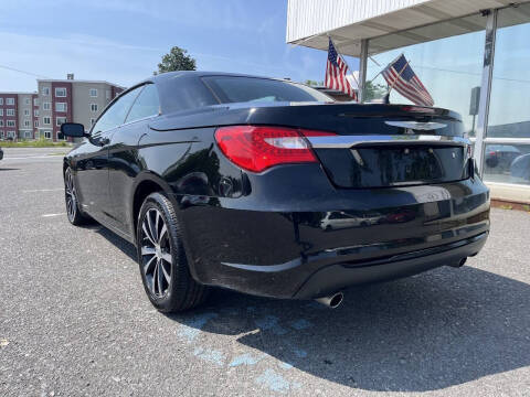2011 Chrysler 200 S