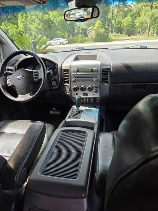 2005 Nissan Armada LE