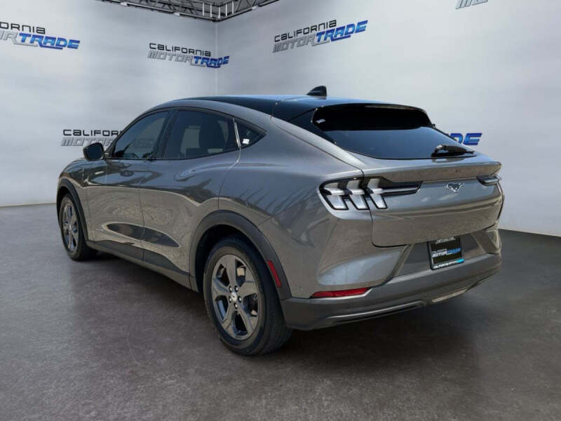 2023 Ford Mustang Mach-E Select
