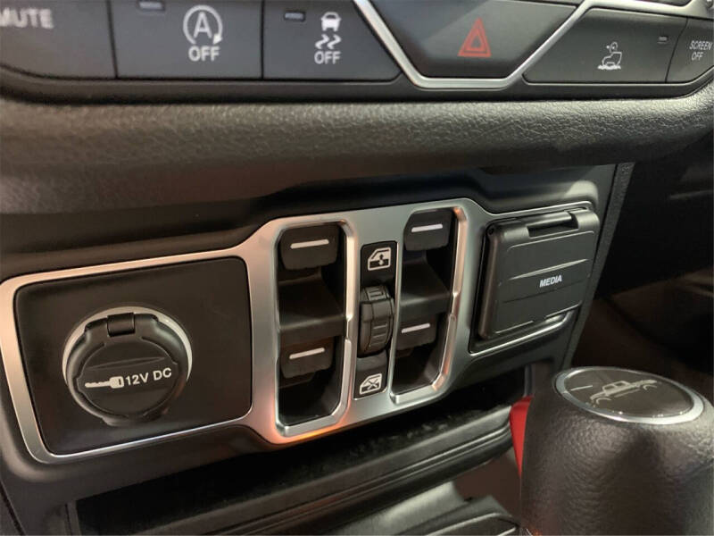 2026 Jeep Gladiator Sport S