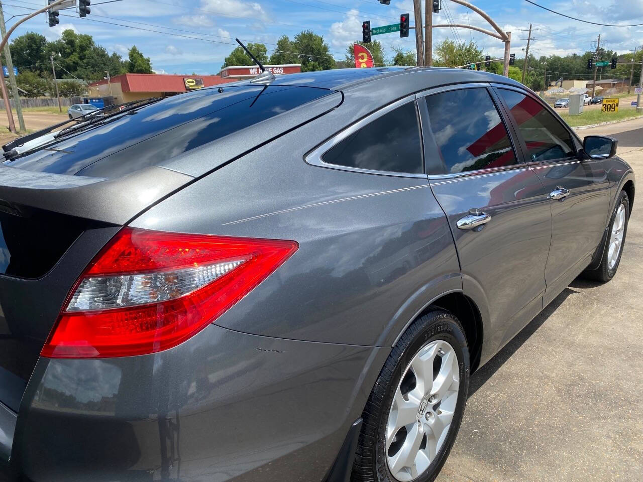 2010 Honda Accord Crosstour for sale at International Investor Group LLC in Jackson, MS