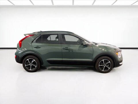 2025 Kia Niro EX