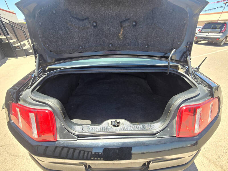 2012 Ford Mustang V6