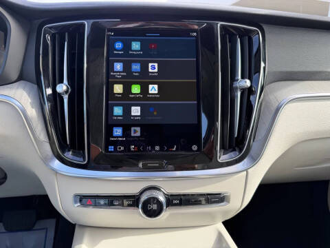 2024 Volvo S60 B5 Plus Dark Theme