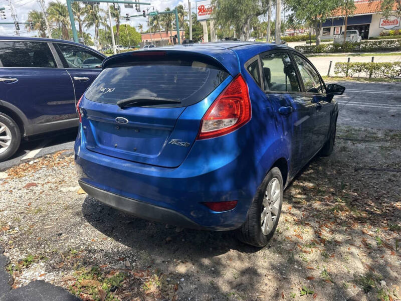 2011 Ford Fiesta SE