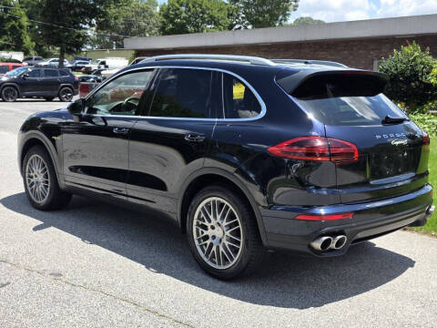 2017 Porsche Cayenne S E-Hybrid Platinum Edition