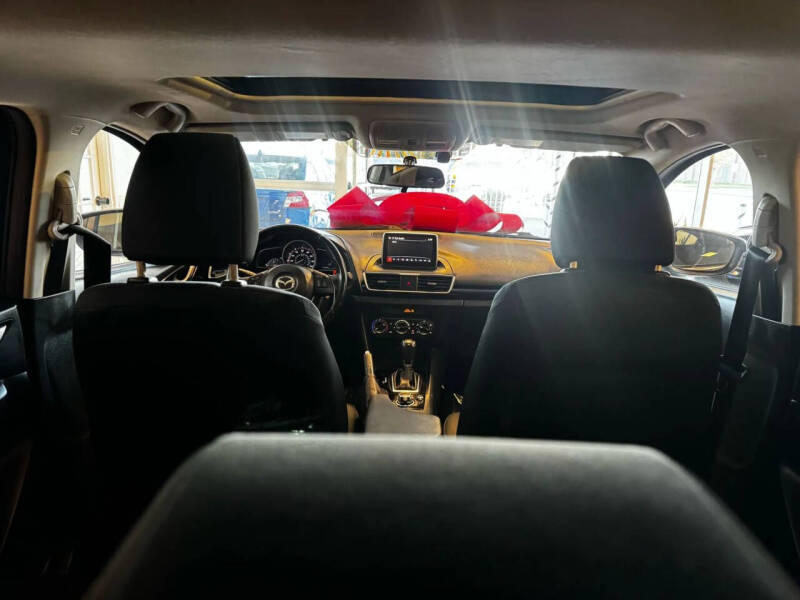 2016 Mazda MAZDA3 i Touring