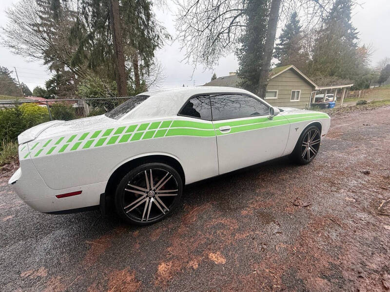 2014 Dodge Challenger SXT