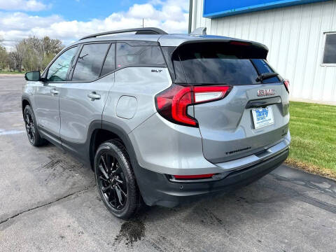 2024 GMC Terrain SLT