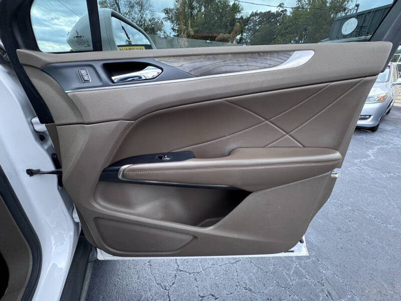 2017 Lincoln MKC Reserve