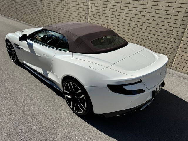 2015 Aston Martin Vanquish Volante