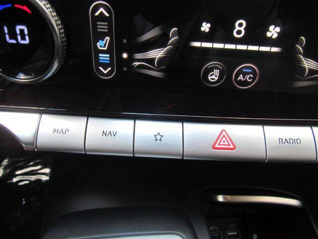 2023 Genesis GV70 2.5T Standard