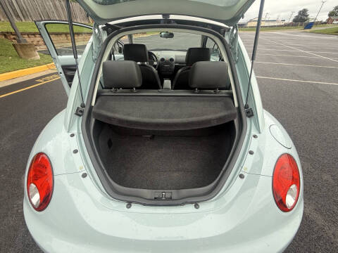 2010 Volkswagen New Beetle Final Edition