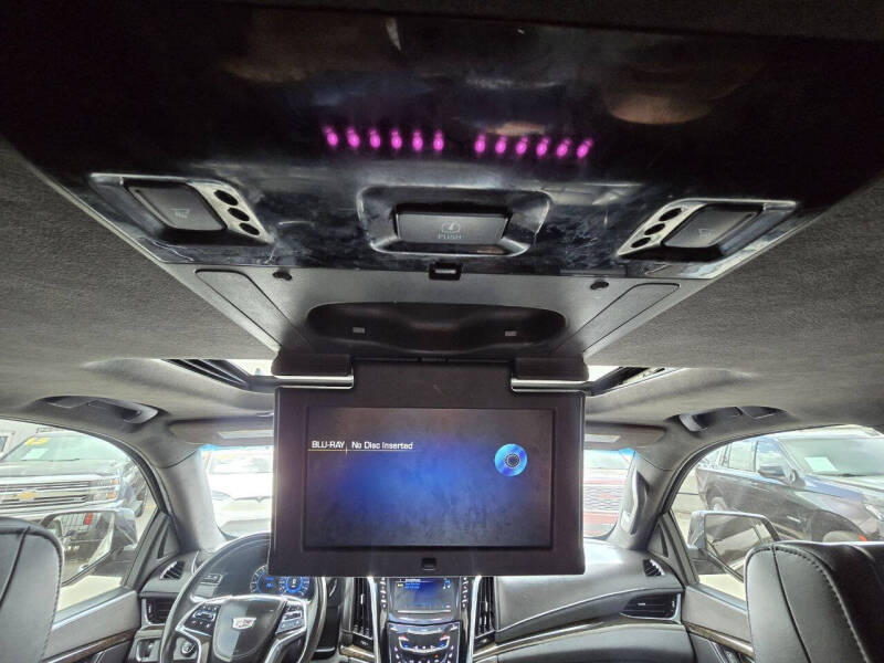 2016 Cadillac Escalade Platinum