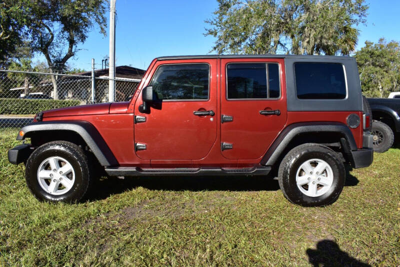 2008 Jeep Wrangler Unlimited X photo 2