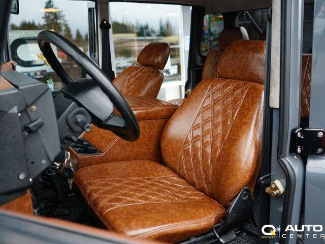 1987 Land Rover Defender