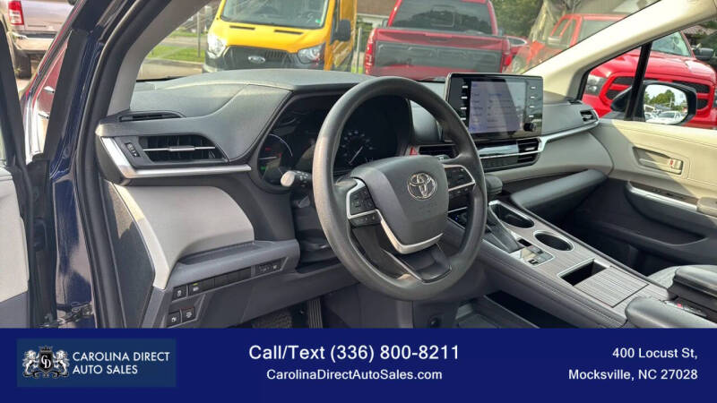 2021 Toyota Sienna LE 8-Passenger