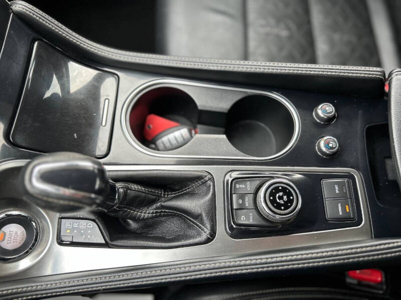 2017 Nissan Maxima Platinum