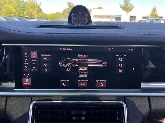 2019 Porsche Panamera 4