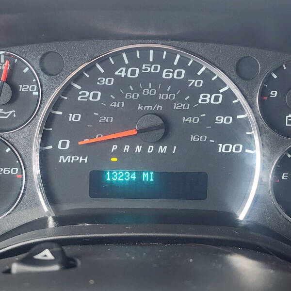 2024 Chevrolet Express 2500